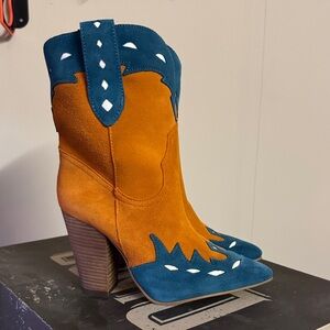 Dingo Orange and Blue Heeled Boots